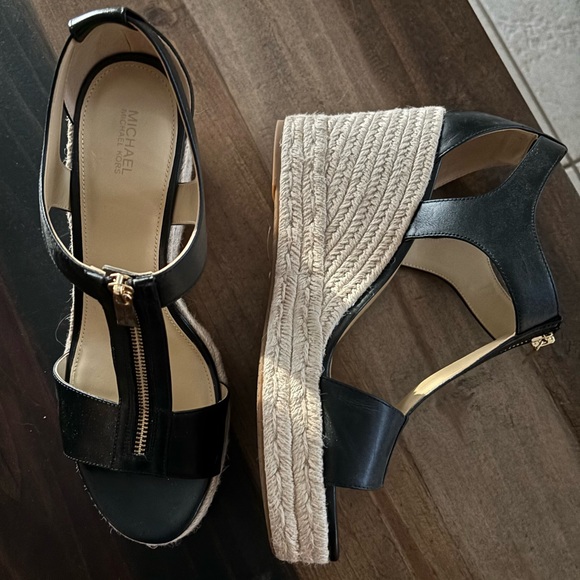 Michael Kors wedges - like new only wore once - too big. - Picture 3 of 3